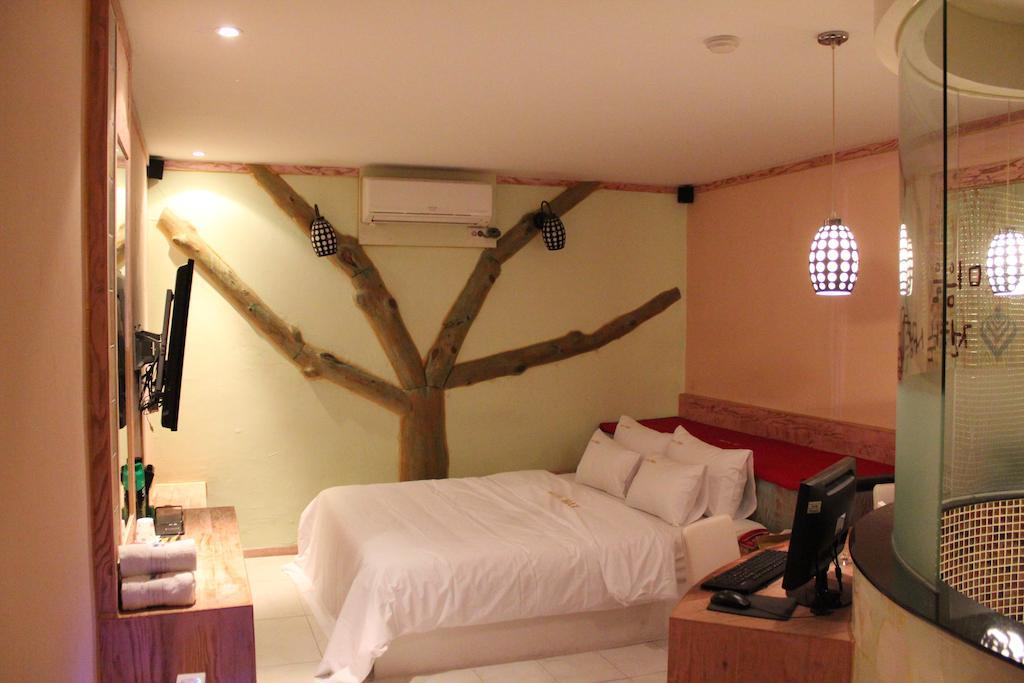 Max Hotel Daejeon Phòng bức ảnh