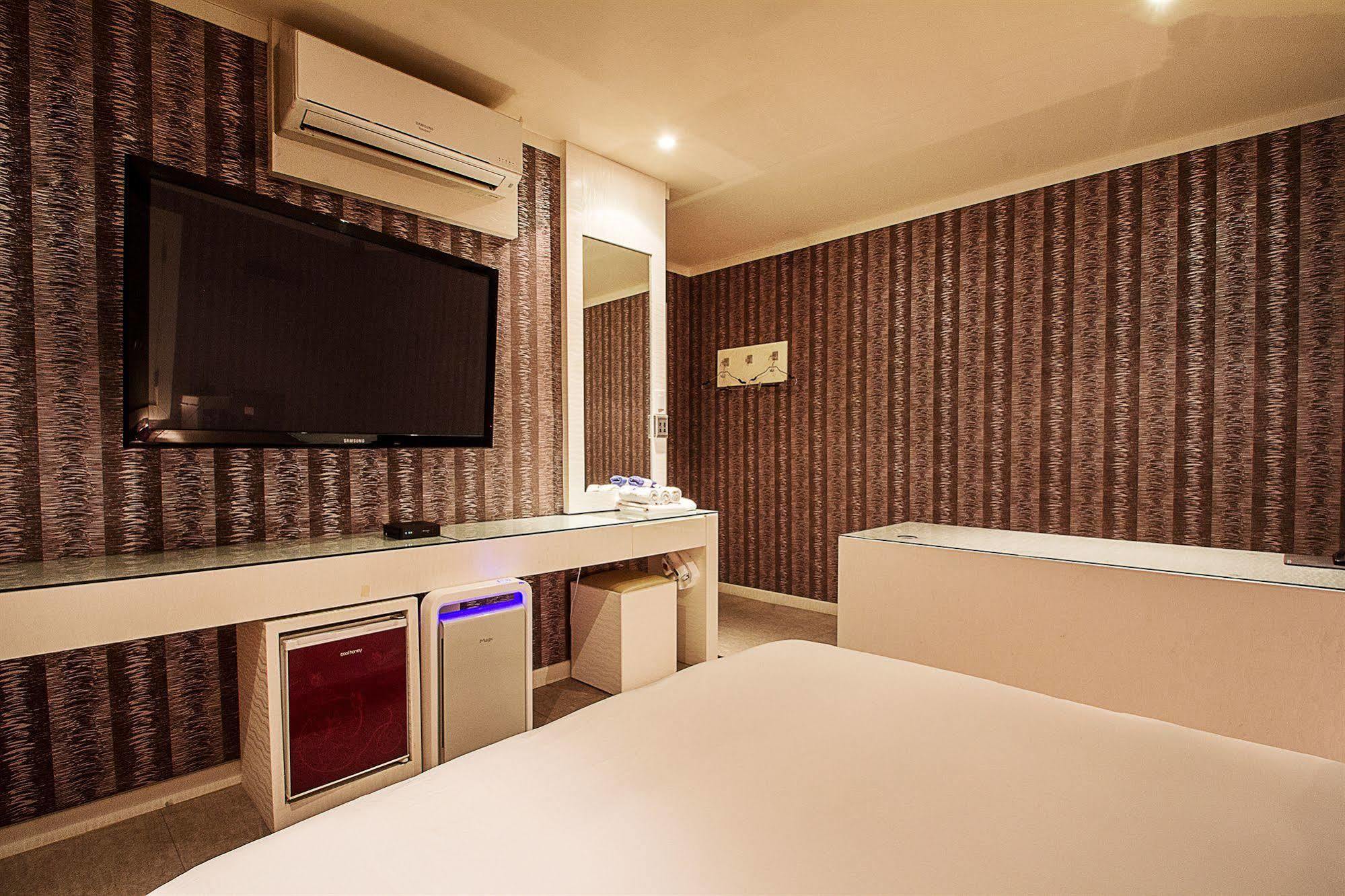 Max Hotel Daejeon Ngoại thất bức ảnh